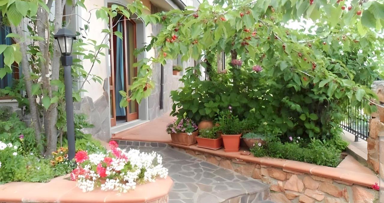 Bed and Breakfast Monti E Mare Lanusei Exterior foto